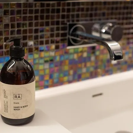 オレアナ ホテル